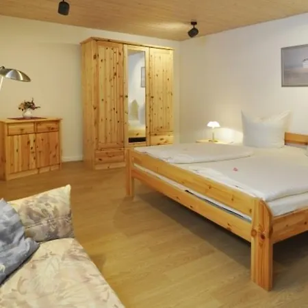 Haus Tina Апартаменты